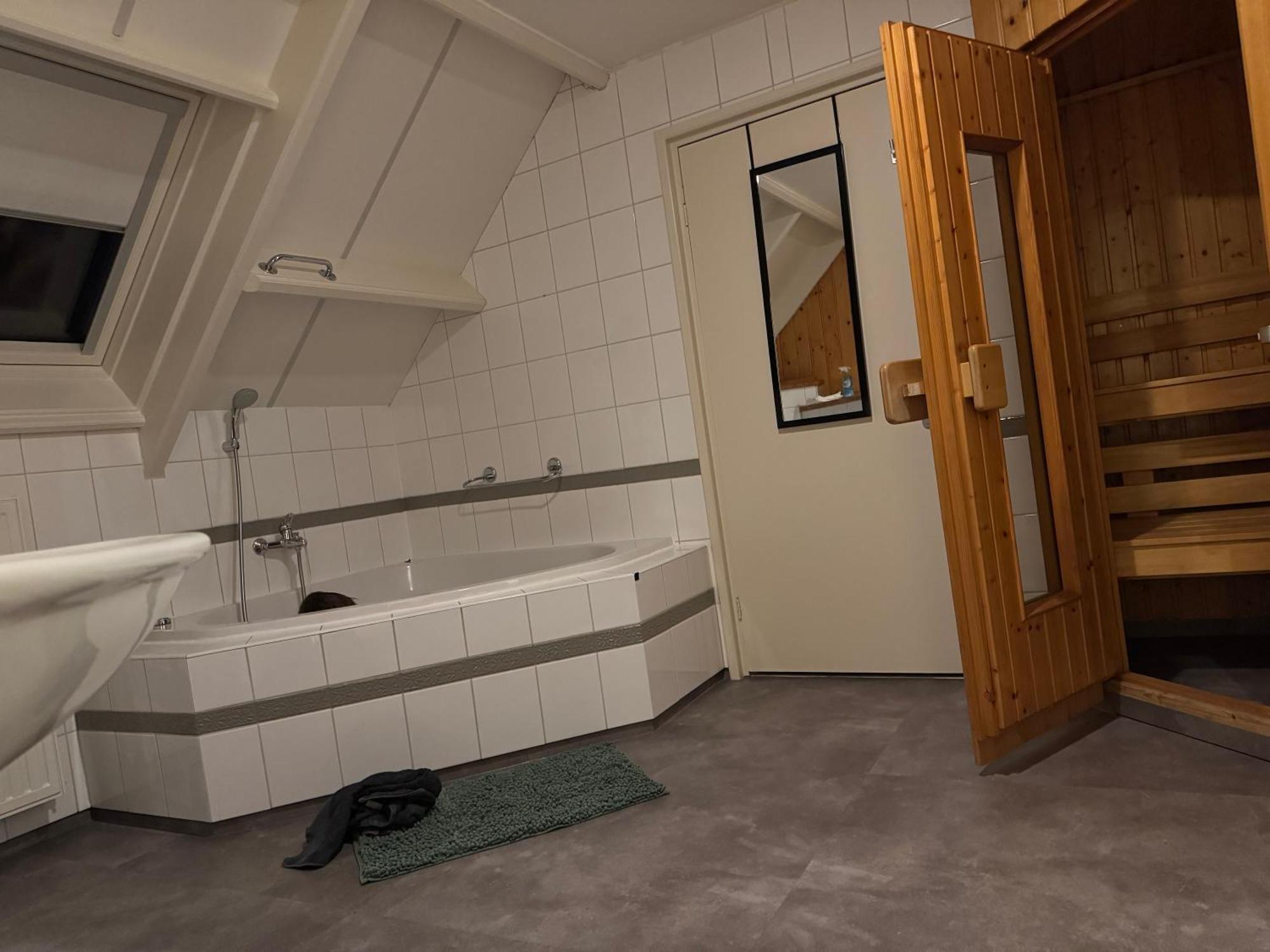 B En B Bij Kees & Dees Bed & Breakfast Nieuwerkerk  Екстериор снимка